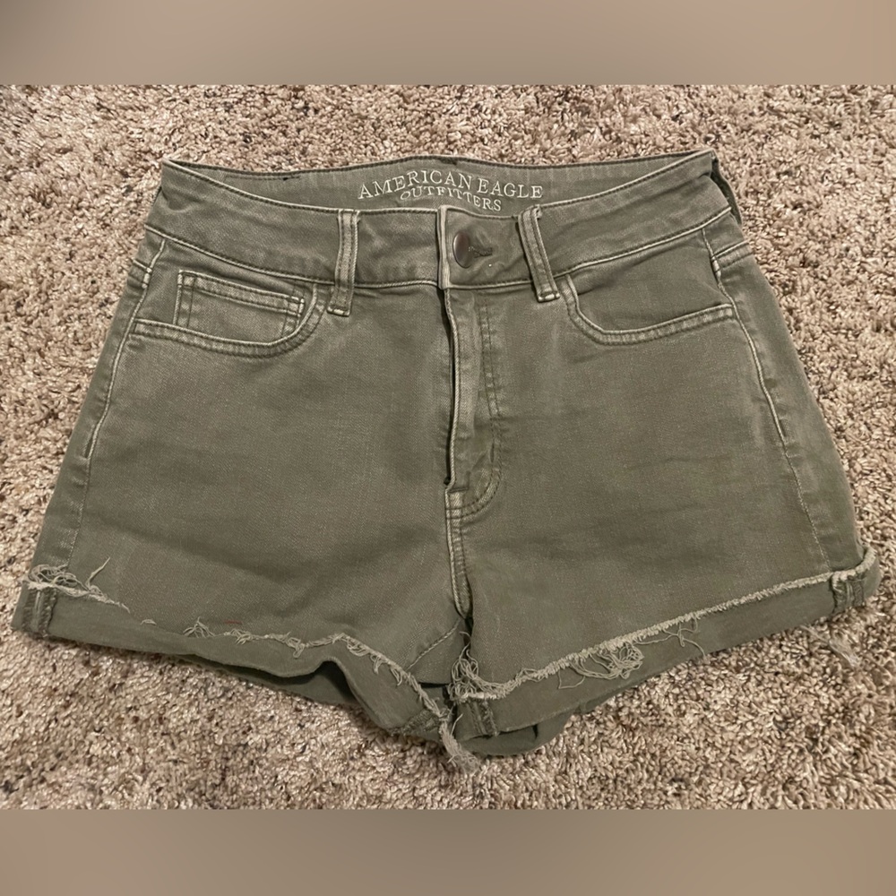 AE Women's Green Shorts “Hi-Rise Shortie”
